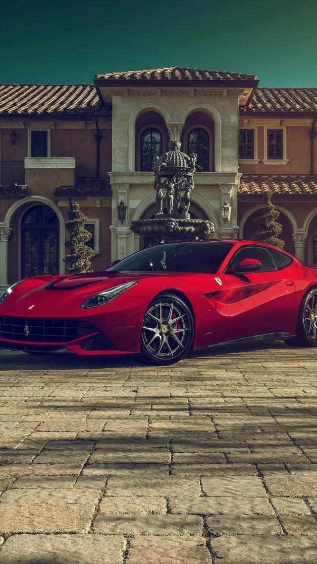 法拉利Ferrari F12